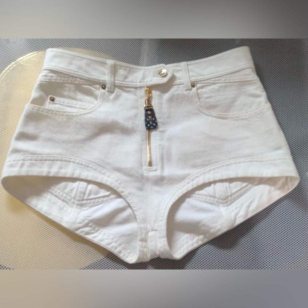 Louis Vuitton Night Denim Mini Shorts Milk White Rare Japan Exclusive Never Worn
